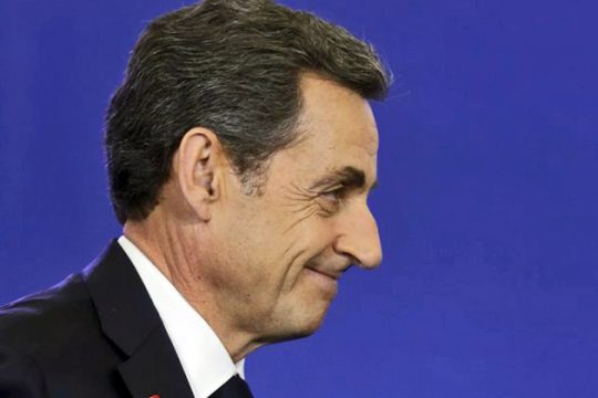 Καταποντισμός Αριστεράς, θρίαμβος Σαρκοζί