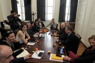 Ποτάμι: Μείζον θέμα οι καταθέσεις βουλευτών και υπουργών στο εξωτερικό