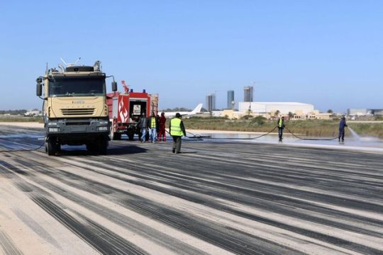 «Μαύρη τρύπα» αστάθειας