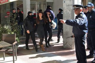 Η συγγένεια ως συνενοχή