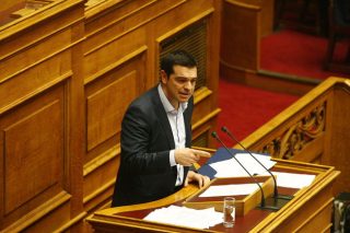 Επιμένει συγκρουσιακά
