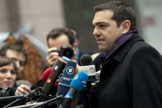Πολιτικές πρωτοβουλίες ζήτησε ο πρωθυπουργός προσερχόμενος στη σύνοδο