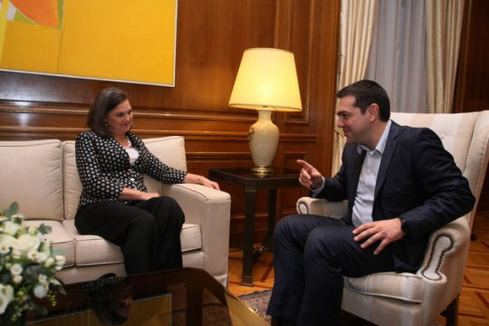 Με Τσίπρα, Κοτζιά και Καμμένο συναντήθηκε η Νούλαντ
