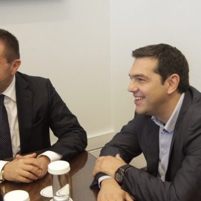 Ποιοι και γιατί έκλεισαν τις τράπεζες το 2015