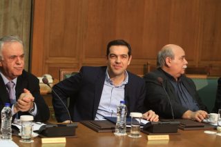 «Ας ξεχάσουν το τρίτο μνημόνιο»