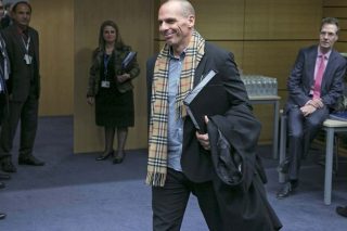 «Τρέχουν» παράταση και κυβέρνηση