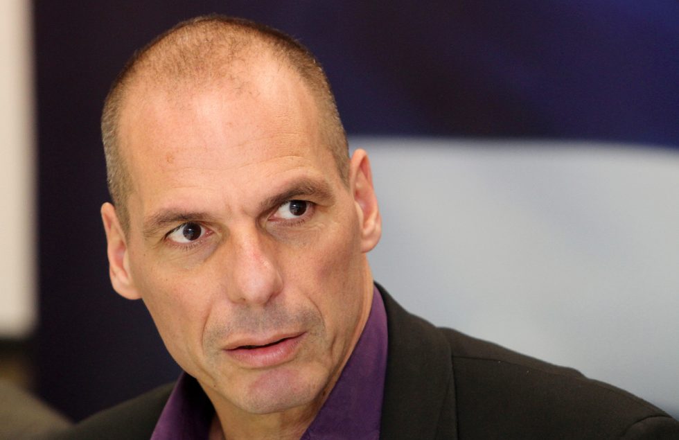 Άδειασε τον Μπάνο ο Βαρουφάκης για τον συμβιβασμό με τη Siemens