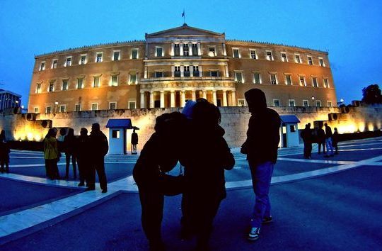 Ωρα αποφάσεων