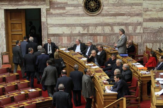 Η αποχώρηση της Ν.Δ. δυναμίτισε τη συζήτηση