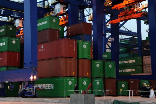 Αύξηση των εξαγωγών εξαιρουμένων των πετρελαιοειδών