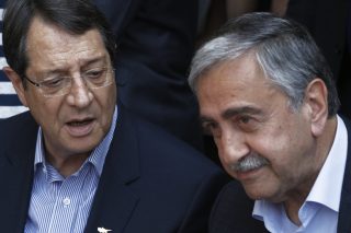 Ελπίδες στον Ακιντζί εναποθέτουν τα ελληνοκυπριακά κόμματα