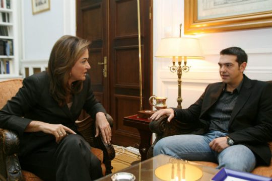 Στηρίζει ο πρωθυπουργός την πρόταση Μπακογιάννη για τους εμπειρογνώμονες
