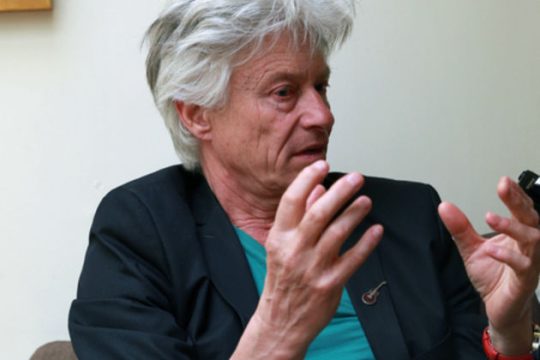 «Οι Ευρωπαίοι πρέπει να δείξουν μεγαλύτερη γενναιοδωρία προς την Ελλάδα»