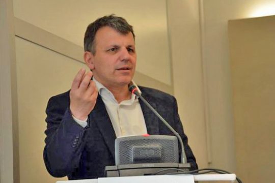 Δημήτρης Χριστόπουλος: «Εμβληματικό ζήτημα η χορήγηση ιθαγένειας»