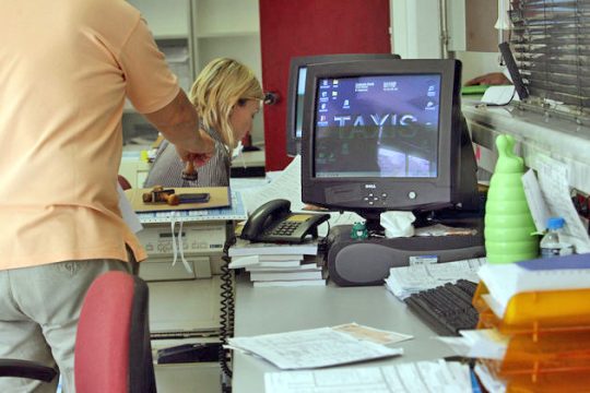 Καθυστερήσεις και αλλαγές
