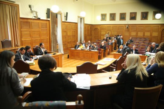 Στη Βουλή το νομοσχέδιο για την ΕΡΤ