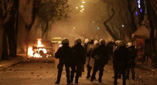 Διασπορά ψευδών ειδήσεων