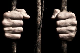 «Επιδημία» αυτοκτονιών, λόγω έλλειψης φαρμάκων!