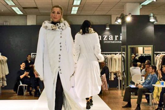 Οι γούνες δεν «ζεσταίνουν» την Καστοριά
