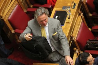 Θύελλα στη Βουλή για Κατρούγκαλο