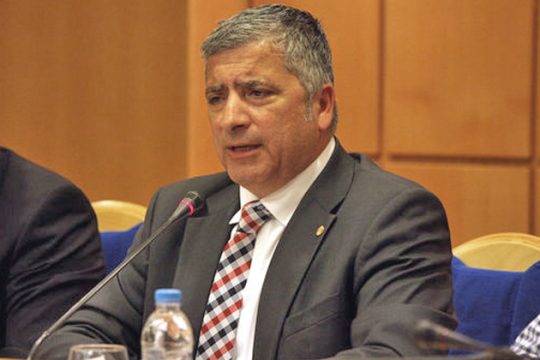 Ζήτησαν από τον Αβραμόπουλο κοινοτικούς πόρους για τους μετανάστες