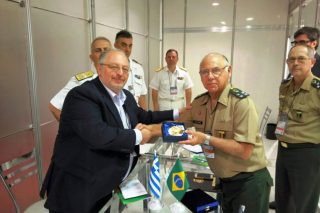 Ντίλμα Ρούσεφ καλεί Τσίπρα