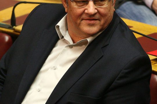 Λαού ανάσταση δεν ήρθε, καλή επανάσταση