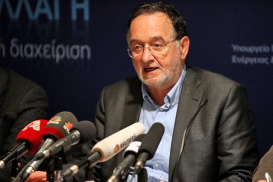 Σκληρό «πόκερ» για τα ενεργειακά