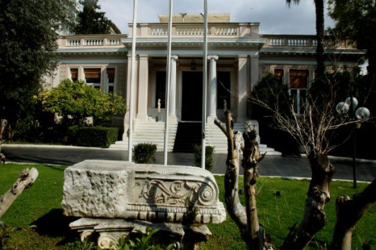 Στο Μαξίμου Δραγασάκης, Βαρουφάκης, Μάρδας, Τσακαλώτος