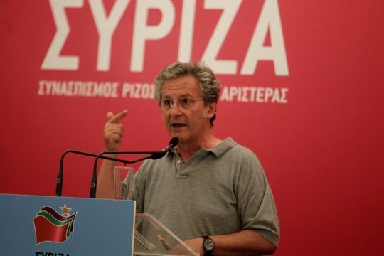 Σκληρή κριτική από Νταβανέλο σε κυβέρνηση και ηγεσία