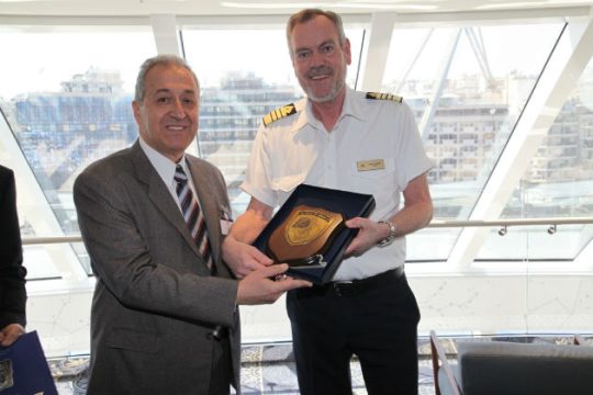 Το «VIKING STAR» στο λιμάνι του Πειραιά