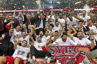 «Κόκκινη δικτατορία»