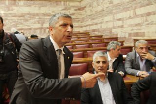 Αν πειστούν, τώρα τα δίνουν