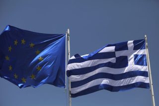 Ελληνες ή Ευρωπαίοι, Κοζάνη ή Λοζάνη;