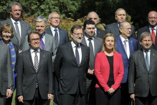 Ανάγκη συνεργασίας Ευρώπης, Β. Αφρικής και Μ. Ανατολής για τη μετανάστευση