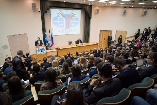 Η Ρωσία δεν αποτελεί «λύση» για τις διαπραγματεύσεις με τους εταίρους