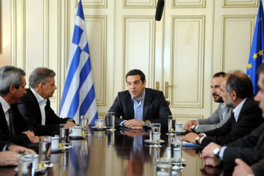 Εγγυήσεις για τα ταμειακά διαθέσιμα πήραν οι περιφερειάρχες