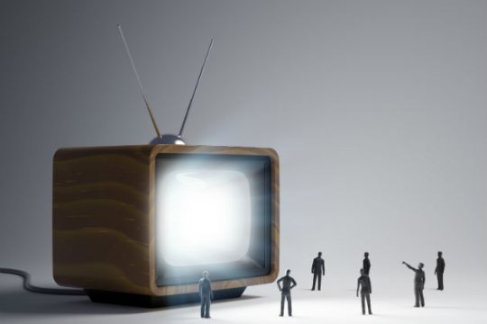 «Εκπυρσοκρότηση» της αξιοπιστίας της κοινωνικής μηχανικής…