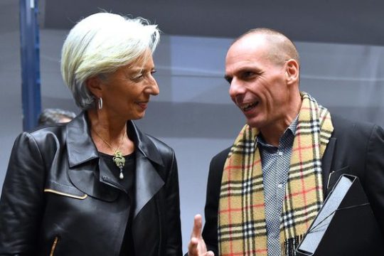 Συναντήθηκαν στη «μέση του δρόμου»