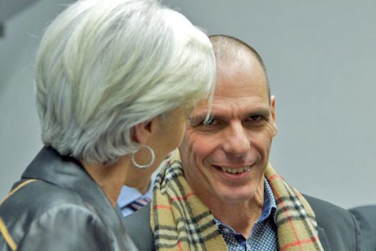 Πυρετός επαφών για να «ξεκλειδώσει» η χρηματοδότηση