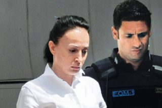 Τίποτα για την ταμπακέρα