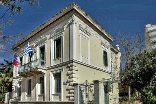 Τα σκίτσα σε ένα κτίριο-κόσμημα