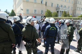 Κόψτε κάτι, μια απλή διαμαρτυρία ήταν…