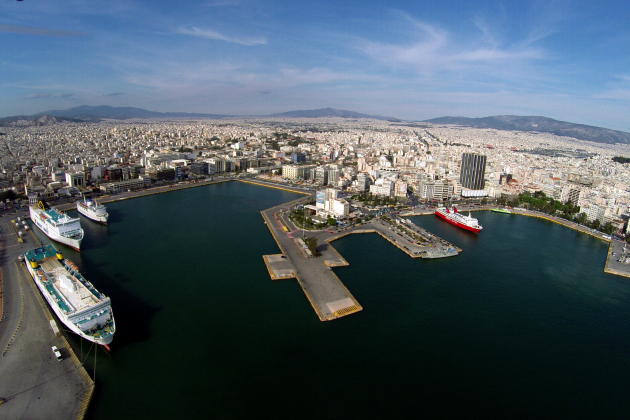 Στους μονοπωλιακούς ομίλους το μεγαλύτερο λιμάνι της χώρας;
