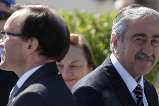 Μουσταφά Ακιντζί: «Το Κυπριακό θα το λύσουμε εμείς»