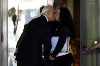 Συντροφικά… «αδειάσματα»