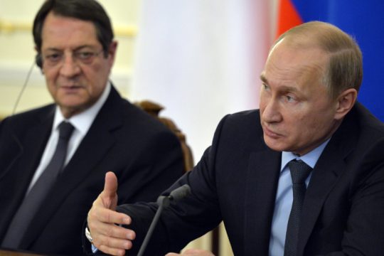 Επαφές του Κύπριου προέδρου με Μπαν Κι Μουν και Πούτιν