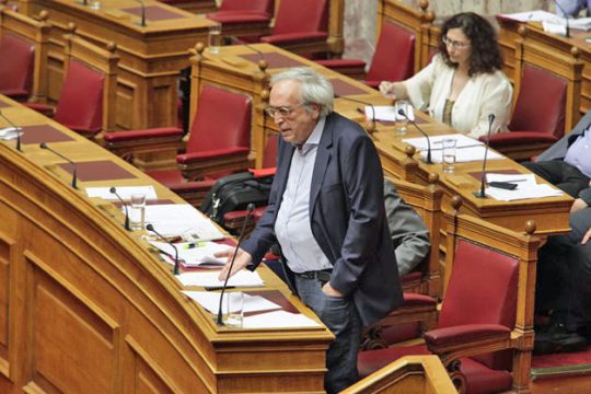Με μικρές αλλαγές στη Βουλή το πολυνομοσχέδιο