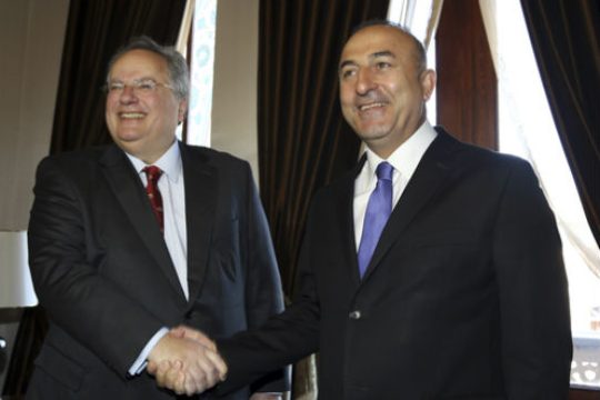 Η υφαλοκρηπίδα στη συνάντηση Κοτζιά-Τσαβούσογλου