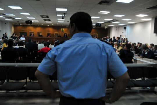 Για τις 12 Μαΐου, στην ίδια αίθουσα, διακόπηκε η δίκη της Χρυσής Αυγής